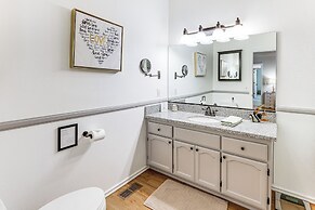 Swim, Hike, Ski & Unwind: Lake Arrowhead Retreat!