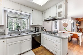 Swim, Hike, Ski & Unwind: Lake Arrowhead Retreat!