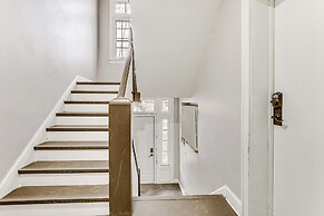 Apt 4 Mi to Youngstown State University!