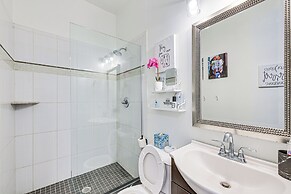 Family-friendly Louisville Gem: Prime Location!