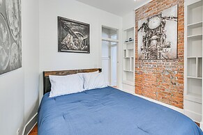 Family-friendly Louisville Gem: Prime Location!