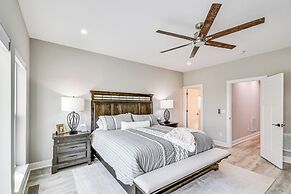 Luxe Black Mountain Manor on 15 Acres!