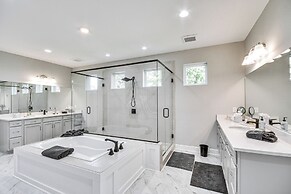 Luxe Black Mountain Manor on 15 Acres!