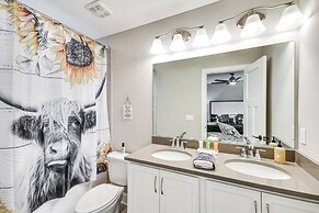 Luxe Black Mountain Manor on 15 Acres!