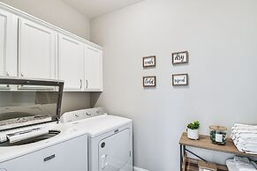 Luxe Black Mountain Manor on 15 Acres!