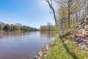 Fish & Hike: Riverfront Cabin in Paris