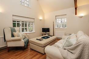 Garden Lodge - From 145 Per Night