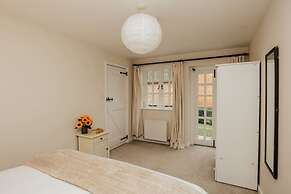 Garden Lodge - From 145 Per Night