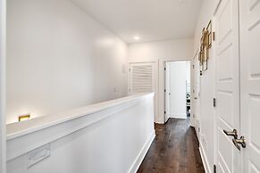 Nashville Vibes 4 Bedroom Townhouse