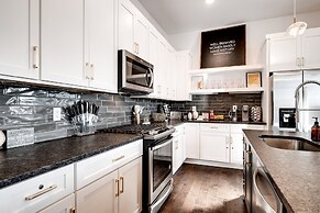 Nashville Vibes 4 Bedroom Townhouse