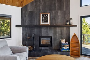 Golden Peak Cabin 3 Bedroom Home