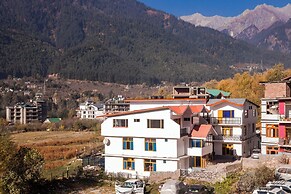 Rudra Mountain Inn
