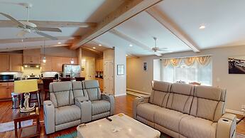 Paradise Cove 4 Bedroom Home