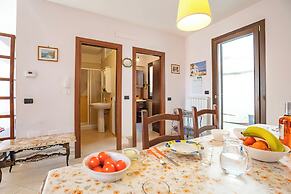 Casa Pascoli Near Sandy Beach