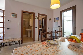 Casa Pascoli Near Sandy Beach