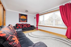 Beautiful House with Garden in Pitlochry