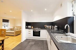 JOIVY Modern flats near Edinburgh Castle