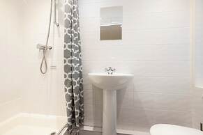 JOIVY Modern flats near Edinburgh Castle