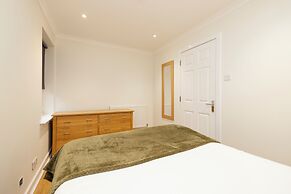 JOIVY Modern flats near Edinburgh Castle