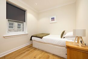 JOIVY Modern flats near Edinburgh Castle