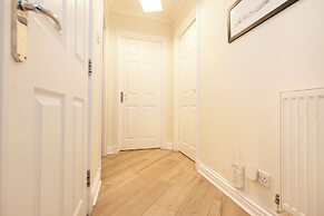 JOIVY Modern flats near Edinburgh Castle