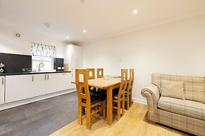 JOIVY Modern flats near Edinburgh Castle