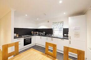 JOIVY Modern flats near Edinburgh Castle