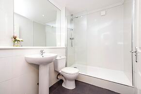 JOIVY Modern flats near Edinburgh Castle