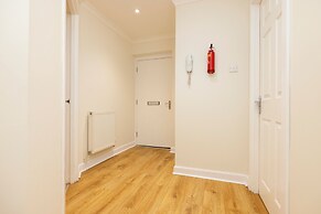 JOIVY Modern flats near Edinburgh Castle