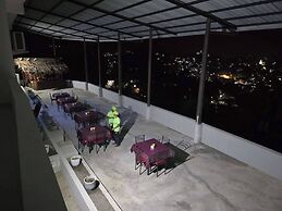 Room-serene Kandy Getaway With City View