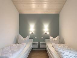 Ferienhaus mit Sauna im Ferienpark Mirow