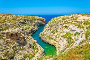 Solaris Gozitan Villa With Pool Gozo