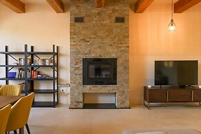Solaris Gozitan Villa With Pool Gozo