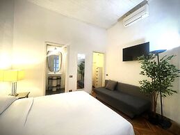 dHomes - Apartments and Rooms - Room 102