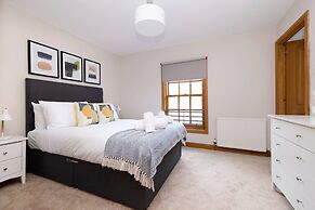 Bright&Cosy Flat near Scottish Gallery