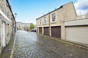 Bright&Cosy Flat near Scottish Gallery