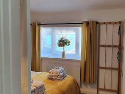 Seaview-petsok-patio-1br