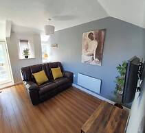 Seaview-petsok-patio-1br