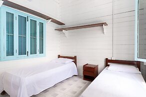 Casa Beira Mar enseada dos Corais-SH098D