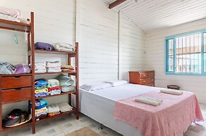 Casa Beira Mar enseada dos Corais-SH098D