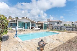 Casa Beira Mar enseada dos Corais-SH098D