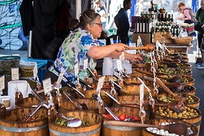 London Fields Apartment - City Escape