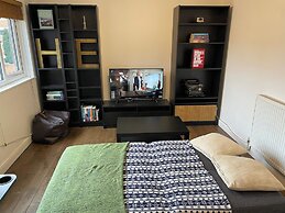 London Fields Apartment - City Escape