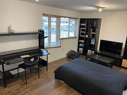London Fields Apartment - City Escape