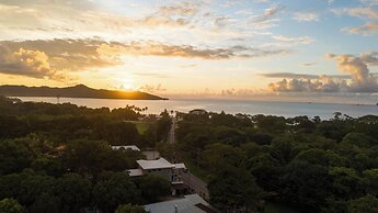 Relaxing 2 BR  Beach & Pool  Condo Unit2