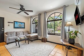 Relaxing 2 BR  Beach & Pool  Condo Unit2