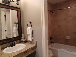 Natchez Manor Bed & Breakfast