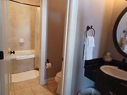 Natchez Manor Bed & Breakfast