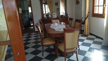 Chalet Villa con Piscina