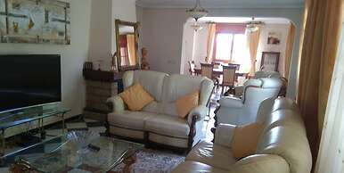 Chalet Villa con Piscina